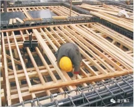 建設(shè)工程勘察與模板、混凝土工程施工操作要點(diǎn)